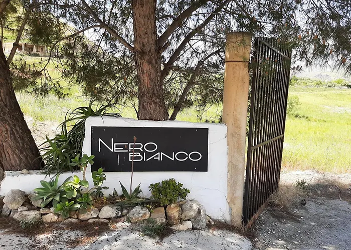 Nero Bianco, Havre De Paix, Oliviers, Maison Et Piscine Privees Villa Agrigento